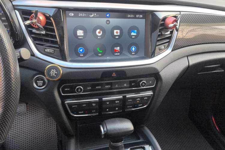 Used GAC Trumpchi GS7 2017 320T Two-Wheel-Drive Luxury Smart Connectivity Model
