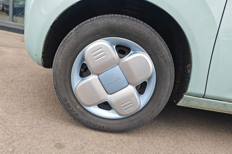 Used Geely Galaxy Panda 2023 Panda Mini 200km Endurance Bear Exterior 4