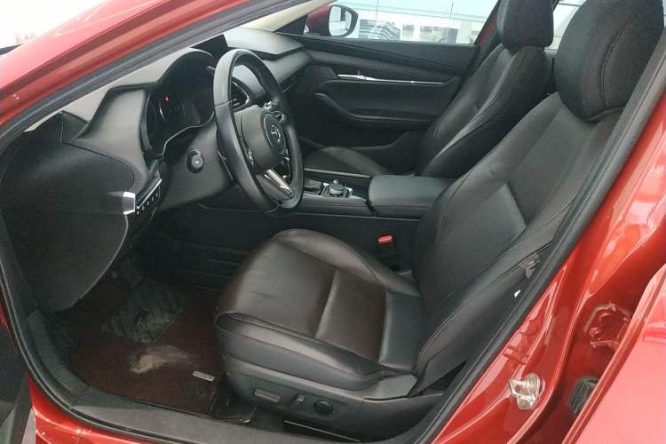 Used Mazda 3 Axela 2021 2.0L Automatic ZhiZun Edition Left Front Seat
