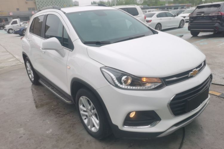 Used Chevrolet Trax 2017 1.4T Automatic Two-Wheel Drive Luxury Version Exterior 1