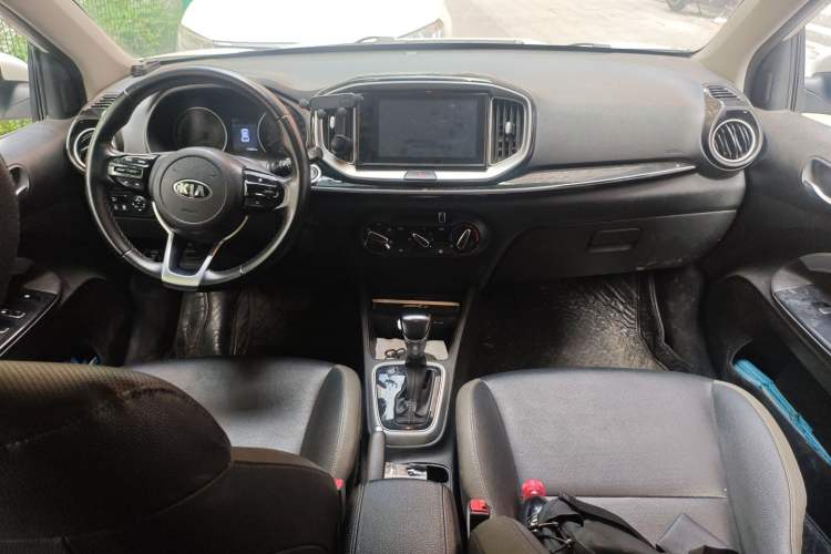 Used Kia kx1 Stonic 2021 1.4L CVT Fun Edition
