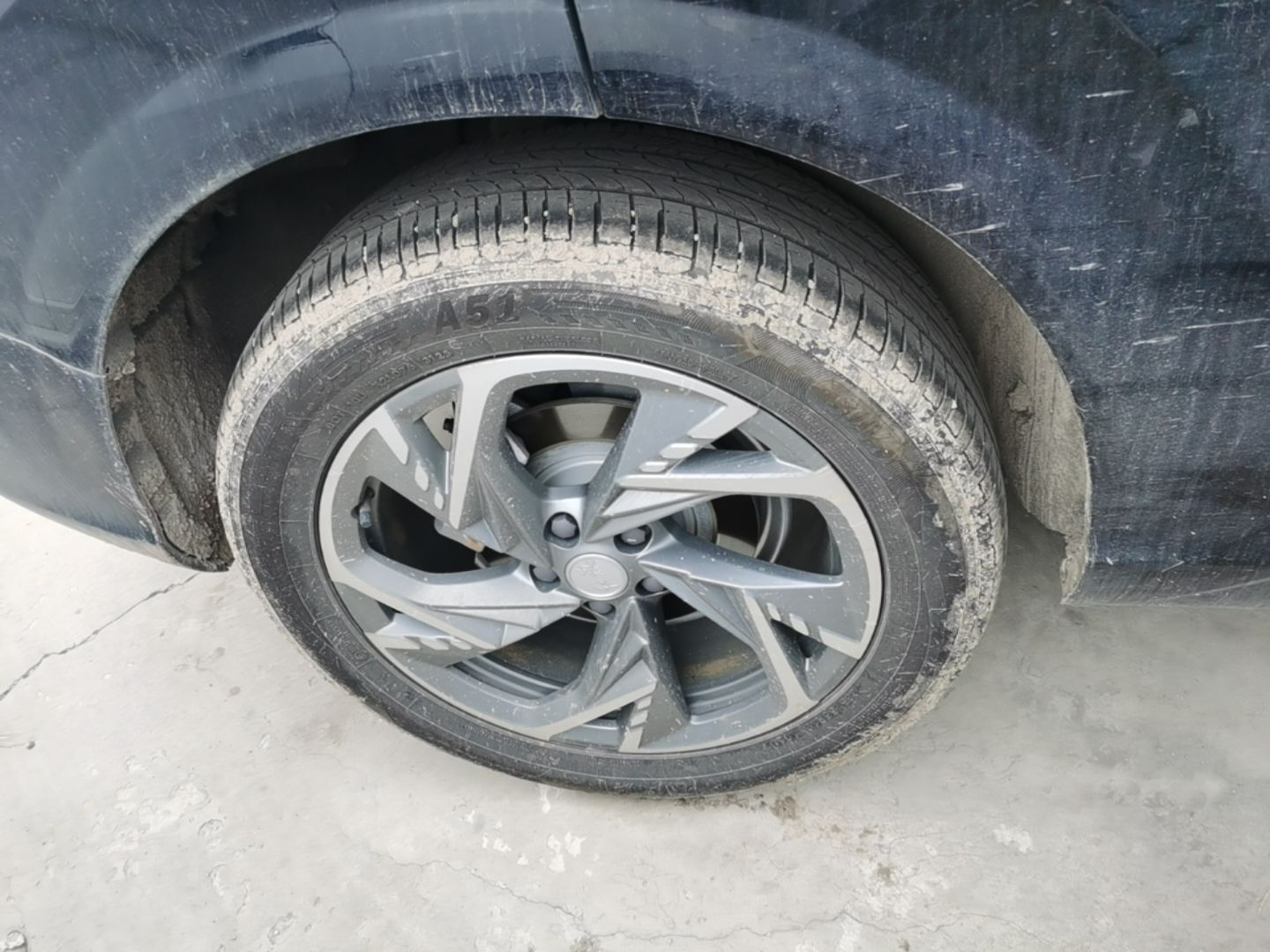 Hongqi HS3 PHEV 2025 Model 117km Jingwei Edition — снимка 11