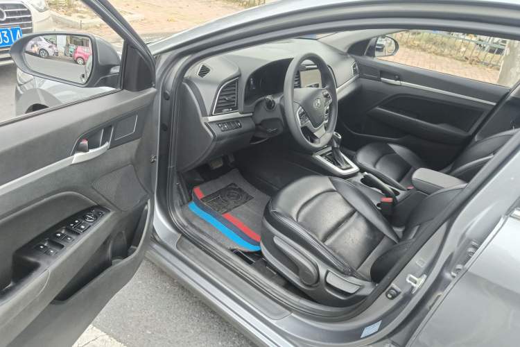 Used Hyundai Elantra (6th Generation / Lingdong) 2016 1.6L Automatic ZhiXuan – Elite Version