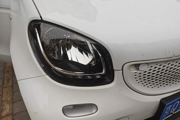 Used smart forfour 2016 1.0L 52 kW Passion Edition