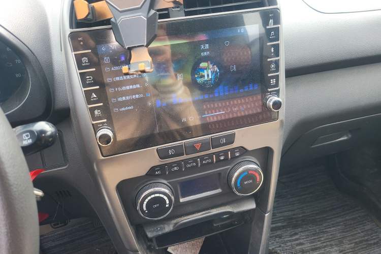 Used Chery Tiggo 3 2015 1.6L Manual Zhishang Sport Edition Audio And AC Panel