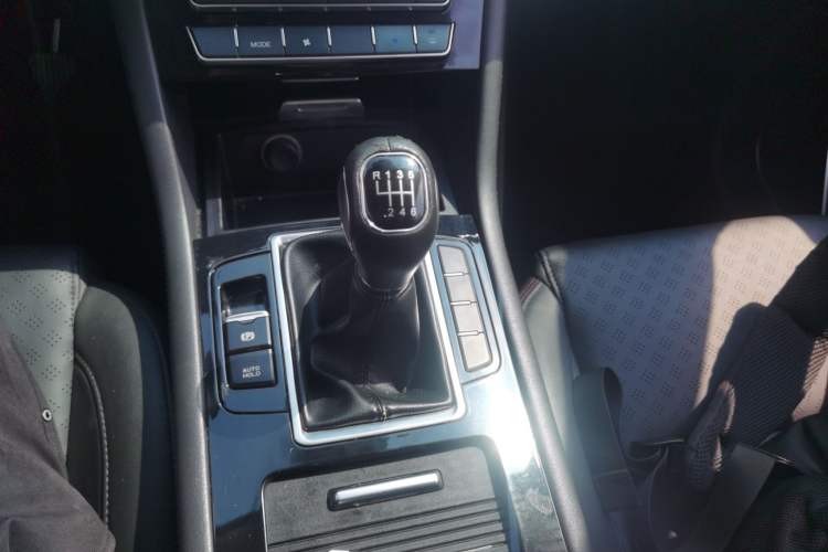 Used Sinotruk VGV U70 2020 1.5T Manual Elite Edition 7-Seater
