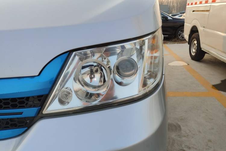 Used Karry Youyou EV 2022 SQR5037 Comfort-Style Van
