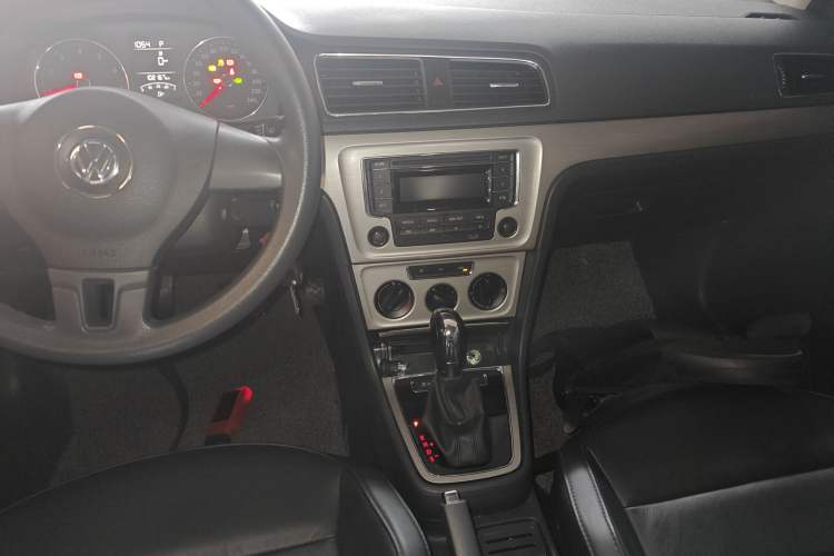 Used Volkswagen Lavida 2013 Restyled Classic 1.6L Automatic Comfort Edition
