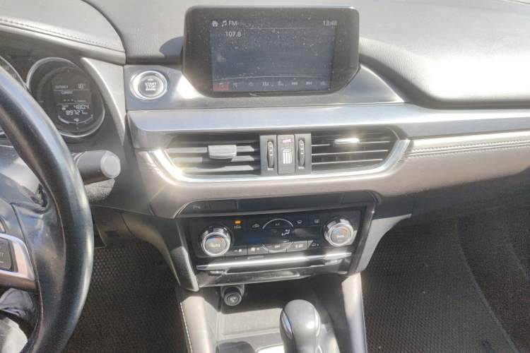 Used Mazda Atenza 2017 2.5L Skyactiv Sport Edition Audio And AC Panel