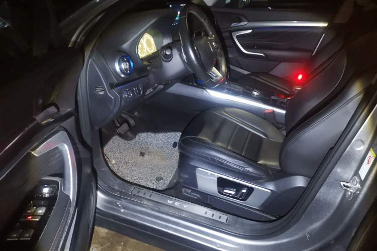 Used Wey VV7 2017 2.0T Luxury Model
