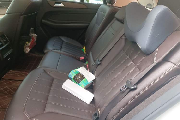 Used Mercedes-Benz GLE 2015 GLE 400 4MATIC Left Rear Seat