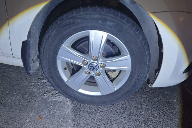 Used Volkswagen Polo 2016 1.4L Manual Fashion Model