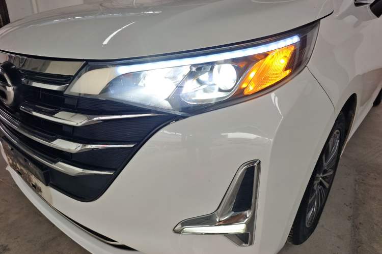 Used GAC Trumpchi M6 2019 270T DCT Luxury Edition (7-seater) China VI
