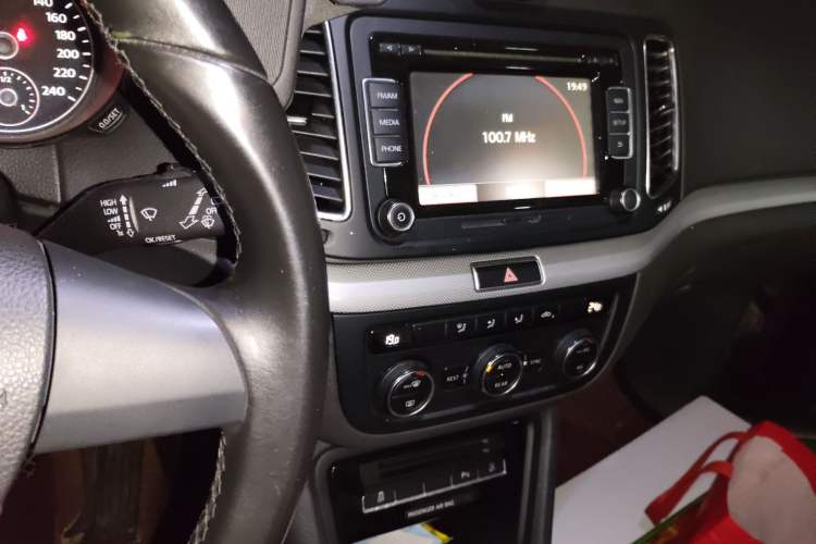 Used Volkswagen Sharan 2014 2.0 TSI Standard Model
