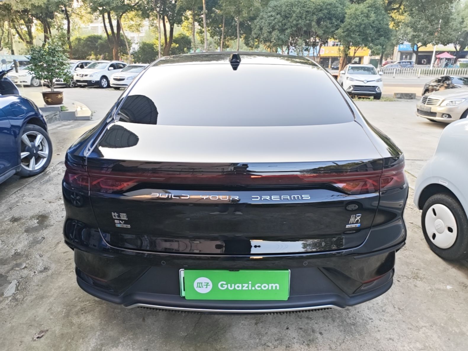 BYD Han 2026 Model EV Smart Driving Edition 705KM Flash-Charging Premium Version — снимка 5