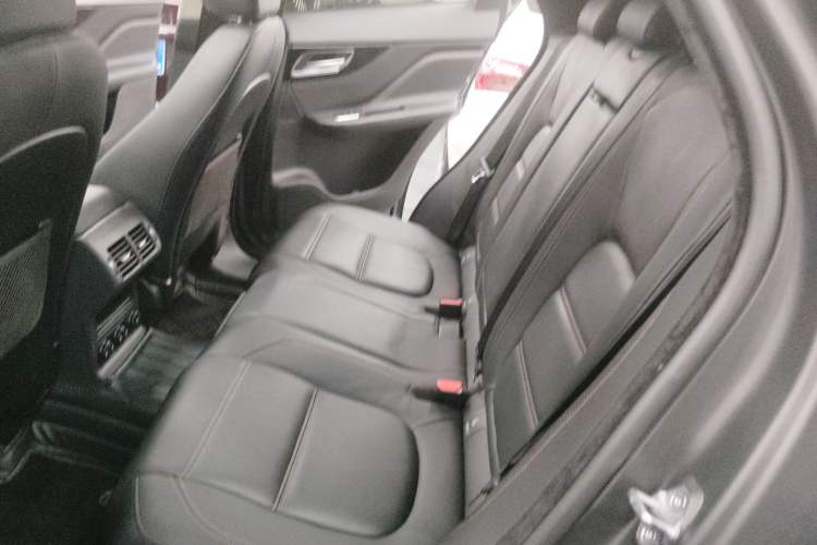 Used Jaguar F-PACE 2019 2.0T Four-Wheel Drive Urban Luxury Edition