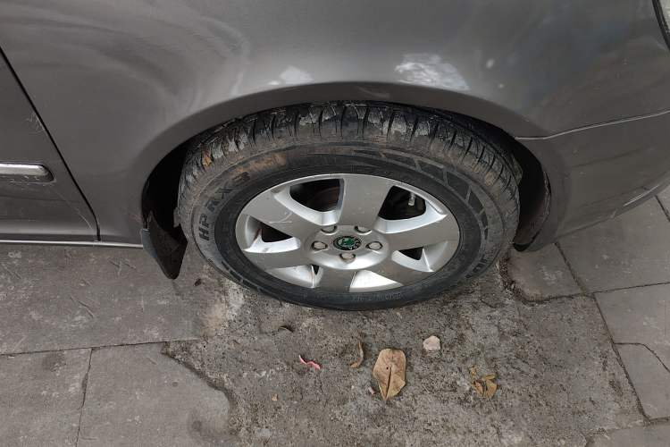 Used Skoda Octavia 2010 1.6L Manual Eado Edition
