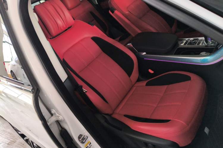 Used Land Rover Range Rover Sport 2022 3.0 L6 YAO Black Edition
