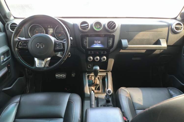 Used BAIC Off-Road BJ40 2017 40L 2.3T Automatic All-Wheel Drive Ring of the Tower Champion Edition
