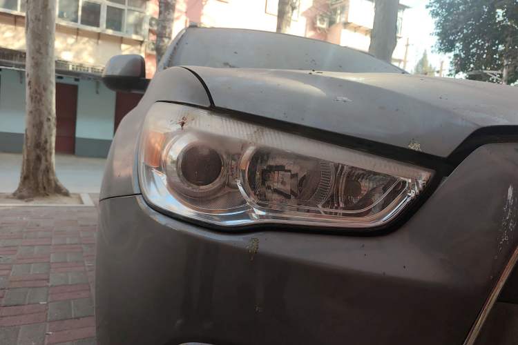 Used Mitsubishi ASX 2011 2.0 L Two-Wheel Drive XuanYi Version
