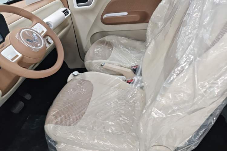Used Wuling Hongguang MINIEV 2024 3rd Generation 215km Youth Edition
