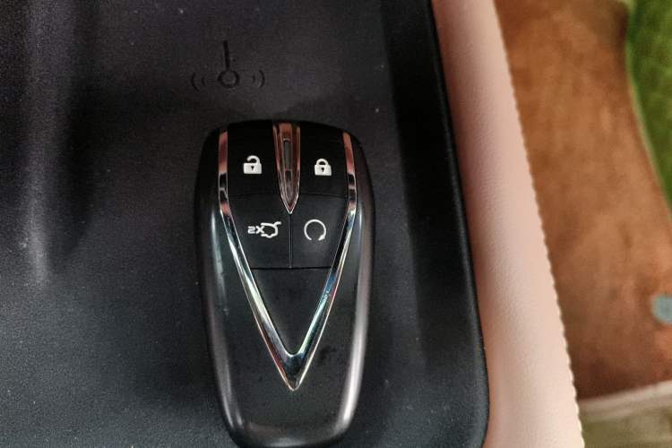 Used CHANGAN UNI-Z 2025 1.5T Luxury Version
