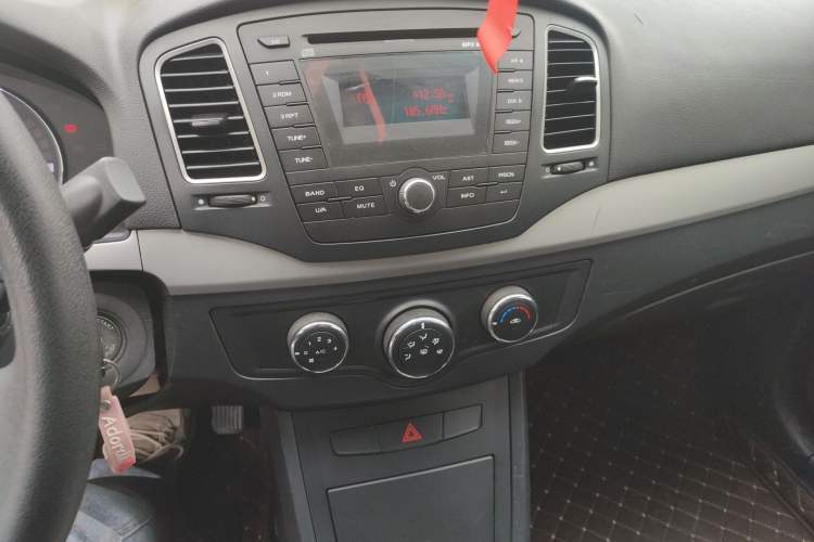 Used Roewe 350 2013 350S 1.5L Manual Xunchi Edition