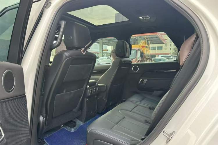 Used Land Rover Discovery 2020 3.0 SC V6 SE
