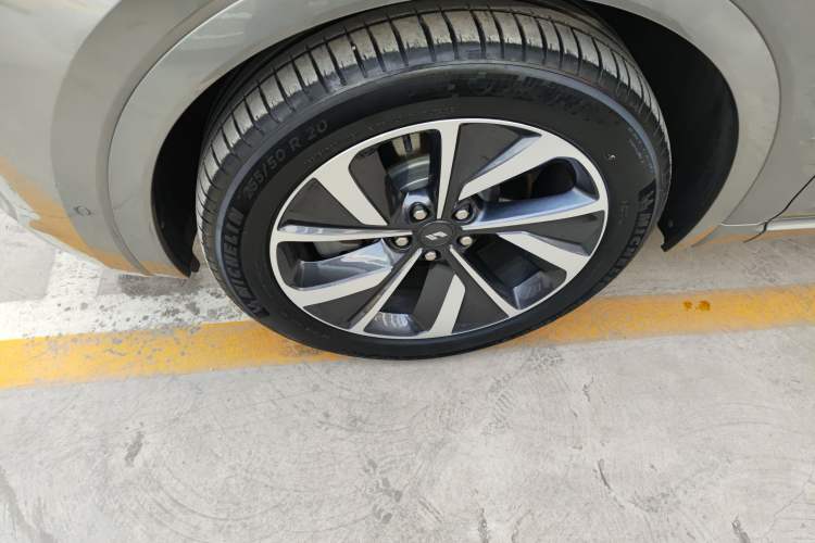 Used Li Auto ONE 2021 Extended-Range 6-Seater Version
