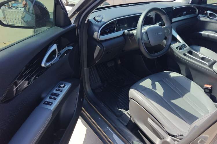 Used Geely Galaxy Geome 2025 310km Youth Edition Driver Seat