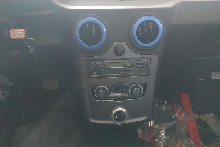 Used Foton Intelligent Blue Elf E7 2024 Facelifted All-Electric Van Flat Roof 2 Seats Evey Lithium Energy 41.86 kWh