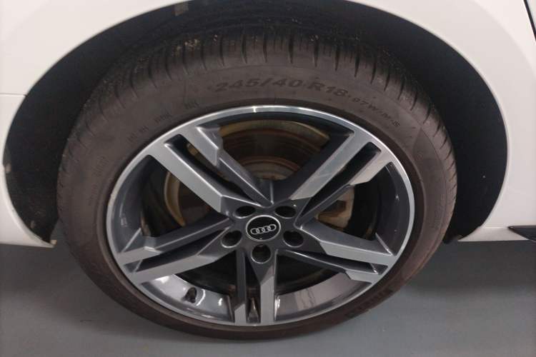 Used Audi A4L 2022 40 TFSI Luxury Dynamic Model