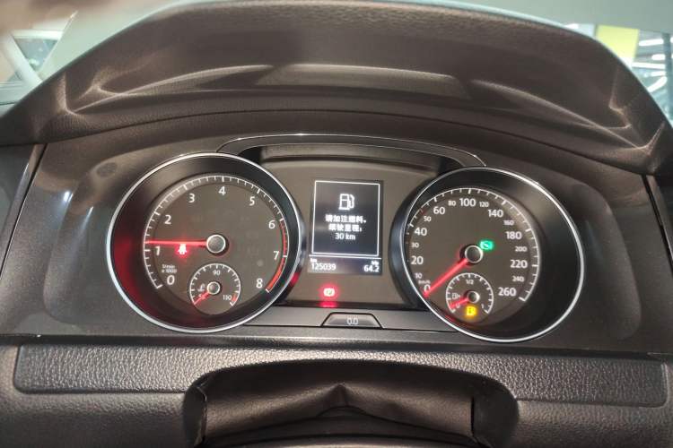 Used Volkswagen Golf 2018 230TSI Automatic Comfort Model
