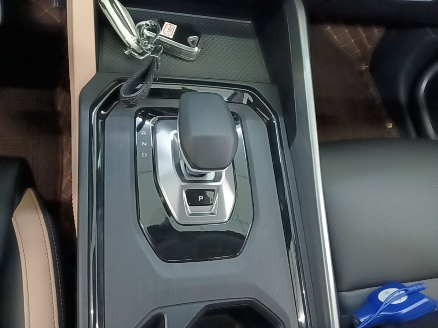 Geely Auto Haoyue PRO 2024 1.5T DCT Zongheng+ — снимка 16