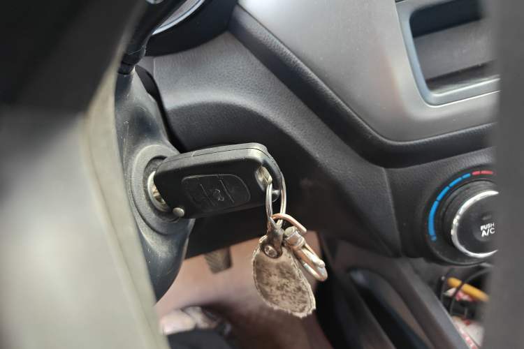 Used Kia K2 2012 Sedan 1.4L MT GLS Commemorative Edition