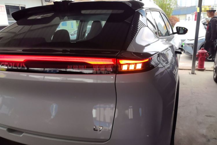 Used Dongfeng Aeolus L7 New Energy 2024 518 Pro Right Rear Taillight