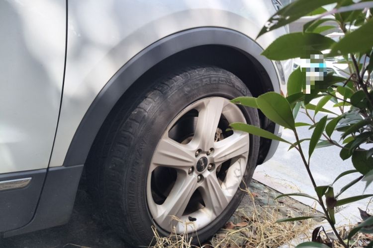 Used Lincoln MKC 2018 2.0T Two-Wheel Drive Deluxe Edition