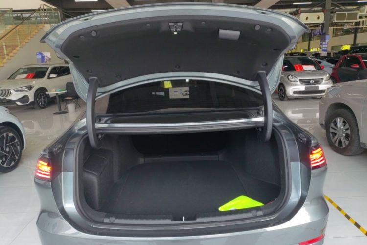 Used Geely Galaxy A7 2025 Model EM-i 70km Exploration Edition Trunk