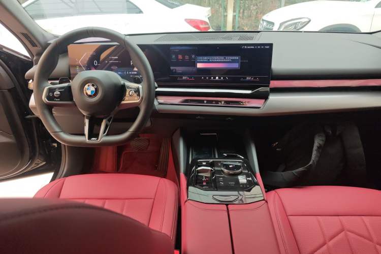 Used BMW 5 Series 2026 530Li Leading M Sport Package
