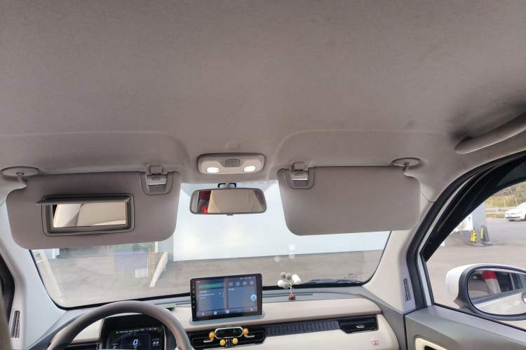 Used Chery QQ Ice Cream 2024 Edition Youth Version 205km Sundae
