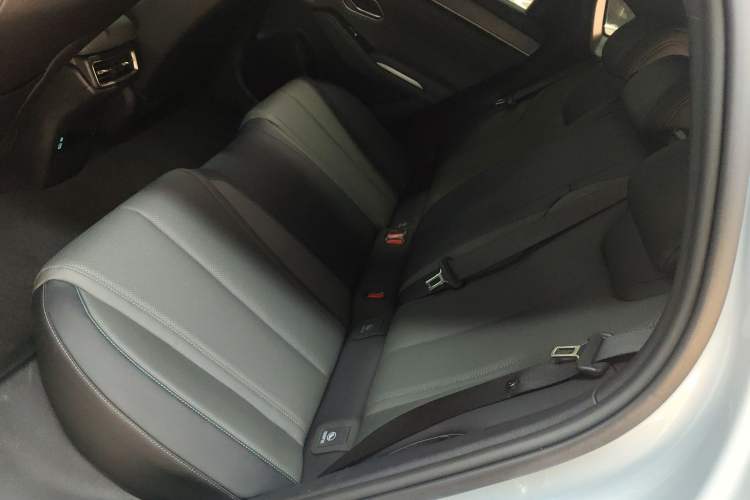 Used BYD Qin L 2024 DM-i 120KM Leading Model
