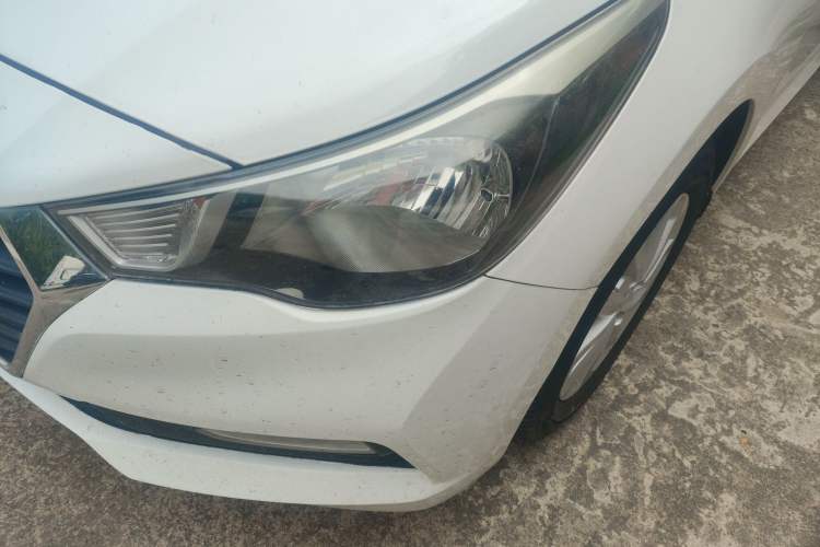 Used Hyundai Verna (new generation) 2016 1.4L Manual Cool Edition GLS Left Front Headlight