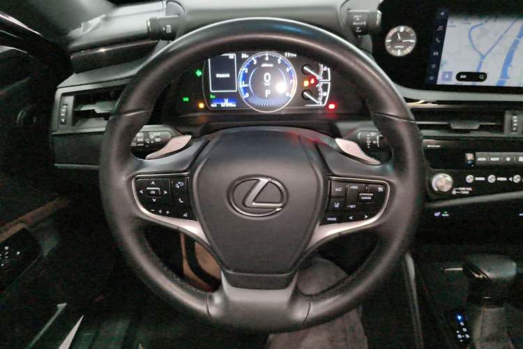 Used Lexus ES 2022 200 Excellence Edition
