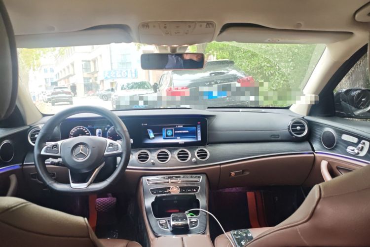 Used Mercedes-Benz E-Class 2018 Restyled E 300 L Sport Luxury Edition Headliner