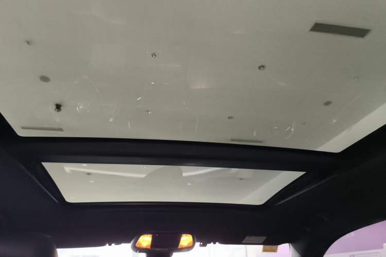 Used Jeep Grand Cherokee 2016 3.0L Comfort Navigation Edition Headliner