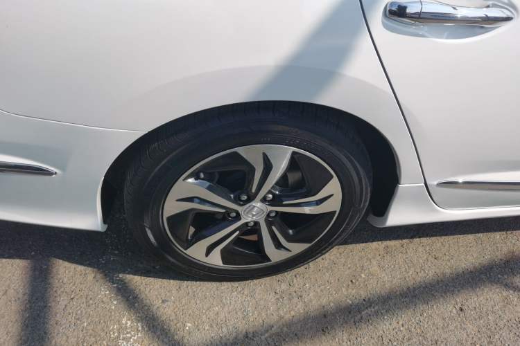 Used Honda Spirior 2015 2.4L Prestige Edition
