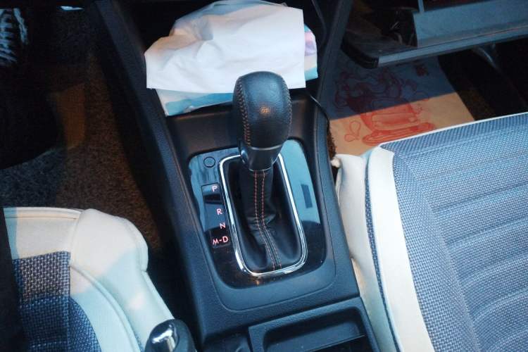 Used Subaru XV 2016 2.0i Luxury Edition
