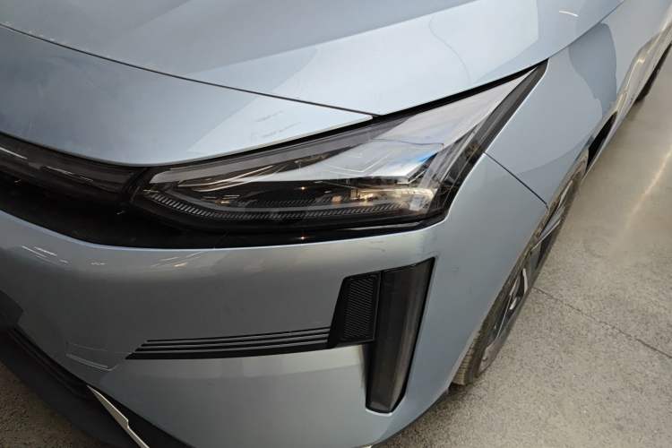 Used Geely Galaxy L6 2025 EM-i 140km Starship Edition