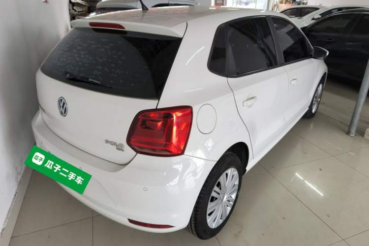 Used Volkswagen Polo 2016 1.6L Automatic Comfort Model
