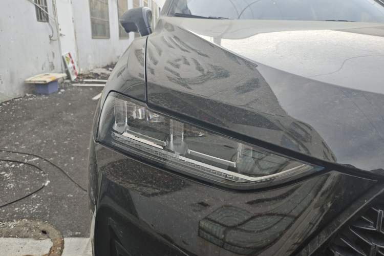 Used Wey P8 2018 2.0T Flagship Model Right Front Headlight